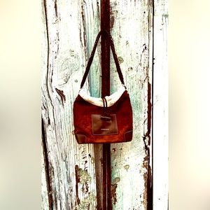 Cutest Fall / Winter purse with a Verse tucked in 👜